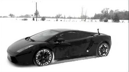 Lamborghini Gallardo Snow Drift