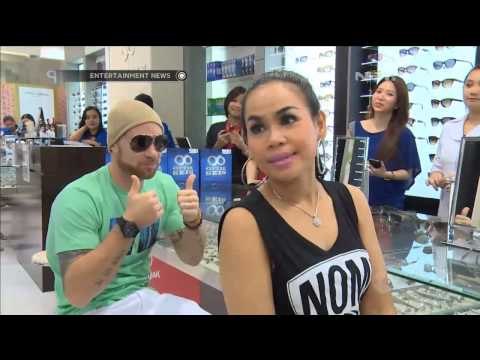 Melaney Ricardo menghabiskan waktu bersama keluarga