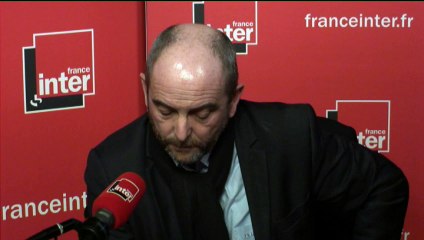Yves Lefebvre, secrétaire général d'Unité SGP Police : "on tombe dans une précipitation alimentée par les politiques. On charge la police. Laissons faire l'enquête"