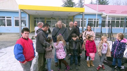 Ministria e Arsimit heshtë për paralelen shqipe në Nerez