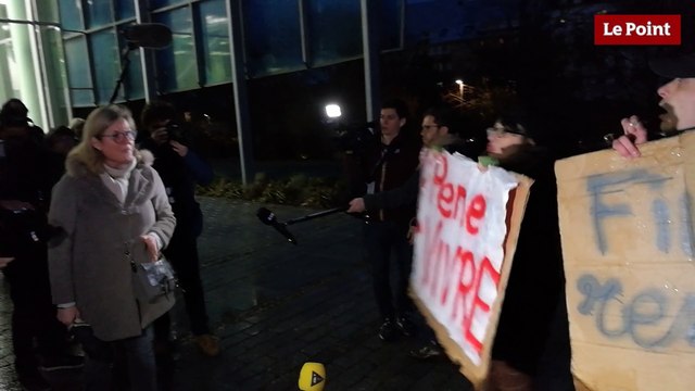 Altercation à Troyes entre soutiens et opposants à François Fillon