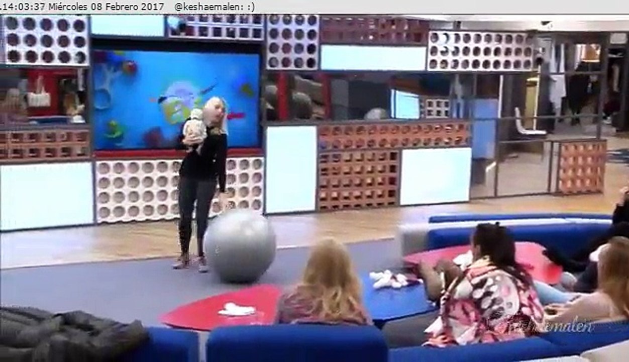 #GHVip5 Discusión entre Aida y Daniela por la limpieza de la casa