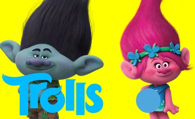 TROLLS Branch Help Pregnant Poppy Give Birth At Hospital