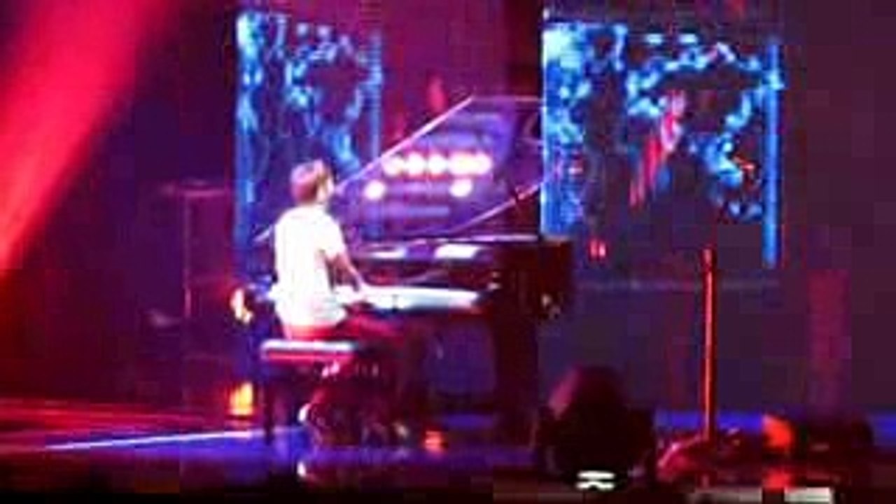 Muse - United states of Eurasia - Amneville les Thermes Galaxie Grand Mega Hall - 11/01/2009