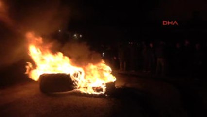 Şanlıurfa - Siverek'te, Yolu Kapatarak Elektrik Kesintilerini Protesto Ettiler