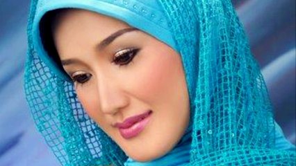Evie Tamala Rahasia Cinta