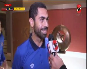 لقطة طريفة بين فتحي و معلول على الهواء و فتحي يعلق " أنا بلعب باك شمال دلوقتي "