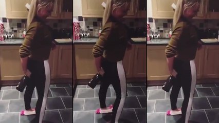 Elle ouvre une bouteille de champagne en se servant de ses fesses !