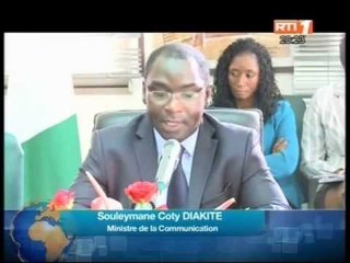 Le ministre de la communication a échangé avec les stagiaires de l'Ecole de journalisme de Lille