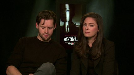 Luke Kleintank & Alexa Davalos - The Man In The High Castle [Amazon-S2]