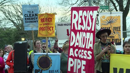 Protestan contra construcción de oleoductos en EEUU