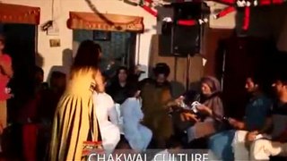 Multan Girl Dance In Wedding