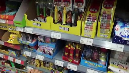 Bad Baby Dreams Giant Spiders Attack Girl - Mommy Freaks Out In Supermarket (SKIT)
