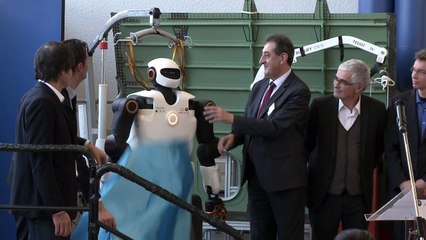 Il peut visser ou percer: le premier robot bricoleur est né