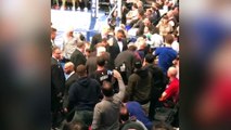 Grosse baston  au Madison Square Garden entre Charles Oakley et James Dolan (patron des Knicks)