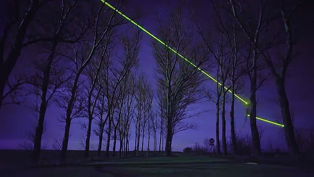 Rüzgar Gülleri Kullanılarak Oluşturulan Lazer Gösterisi