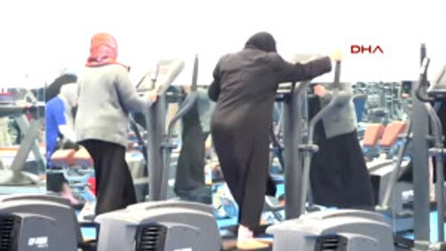 Şanlıurfa Suriyeli Kadınlar Sporla Hayata Tutunuyor