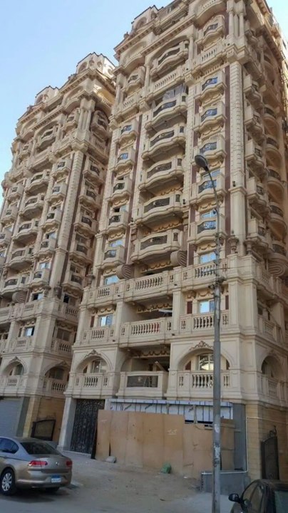 شقة للبيع بمصر الجديدة بموقع مميز جدا وفيو حديقة