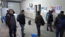Yunanistan Sığınmacıları Türkiye'ye 'Geri Itme' Ile Göndermeyi Sürdürüyor