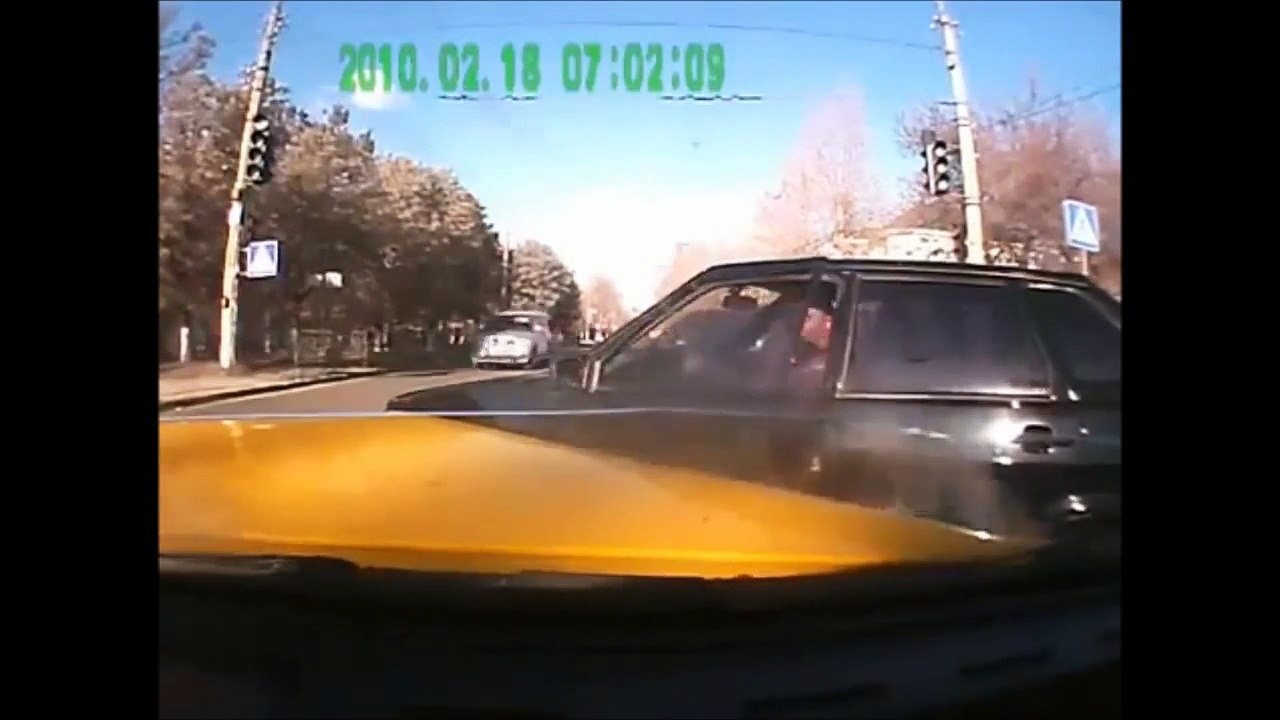 Car Crash Compilation (1)