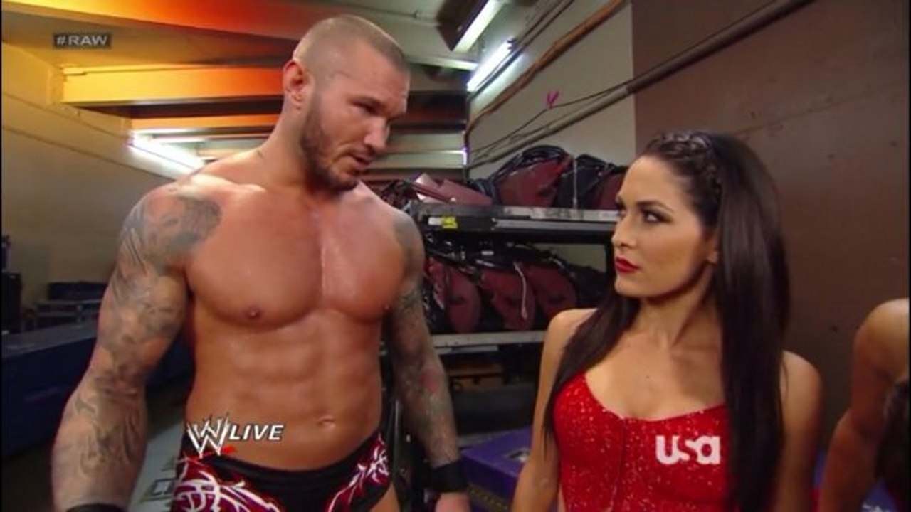 WWE 2017 Randy Orton attacks Daniel Bryan But return Brie Bella Look what's happen after this OMG Match