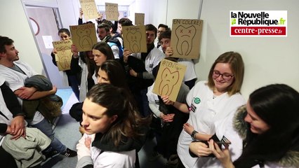 VIDEO. Poitiers. Manifestation des étudiants en chirurgie dentaire