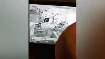 El horror de una madre al descubrir a otra mujer amamantando a su bebé