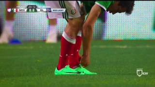 Alan Pulido marcó de cabeza el 1-0 para México sobre Islandia