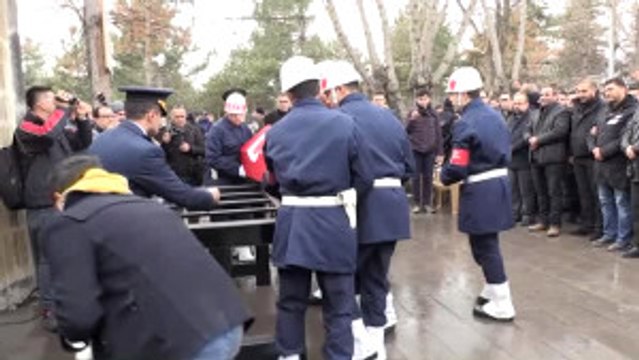 Fırat Kalkanı Şehidi Piyade Üsteğmen Tarık Koçoğlu, Son Yolculuğuna Uğurlandı