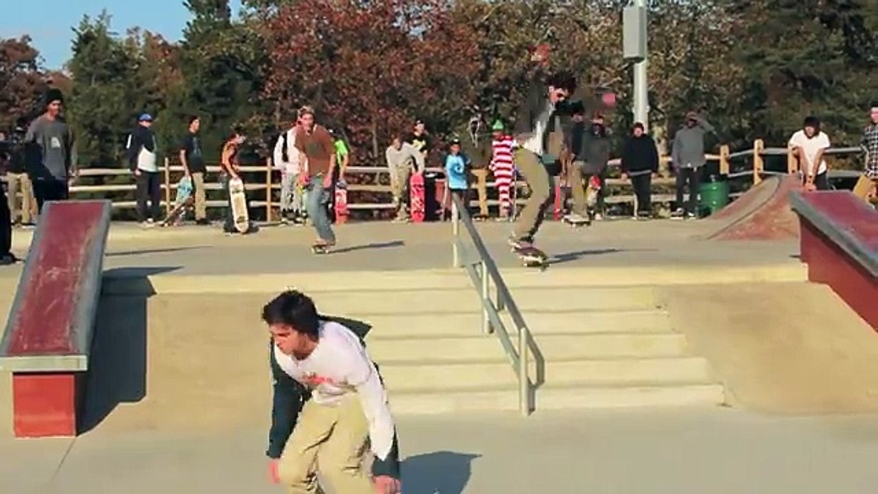 Funny Skateboard Collisions and Impressive Tricks