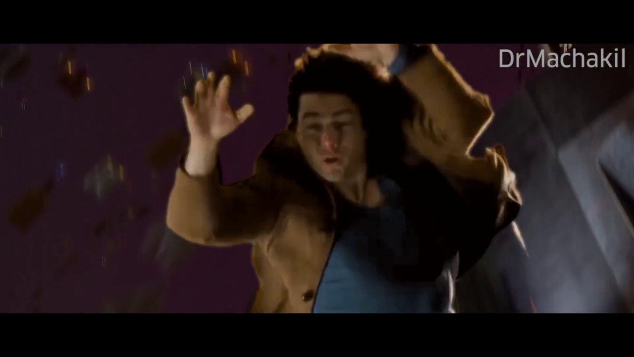 Tom Cruise tombe dans Star Wars, Seigneur des anneaux et d'autres films...