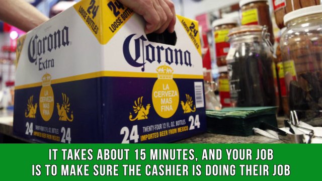 Acestea sunt cele mai CIUDATE și NEBUNE locuri de muncă pe care le au unii studenți! Ți-ar plăcea un astfel de job?