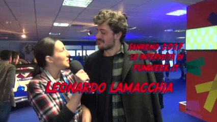 Video herunterladen: Sanremo 2017, nuove proposte intervista a Leonardo Lamacchia