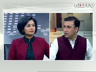 When A Lion Got Up Close And Personal With Car Full Of Tourists