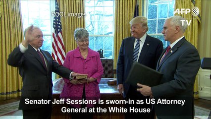 Jeff Sessions sworn in as US attorney general