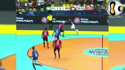 BEST SOCCER FOOTBALL VINES - GOALS, SKILLS, FAILS #1