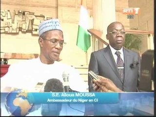 Alassane Ouattara reçoit les nouveaux ambassadeurs du Niger, du Sénégal et de la Chine