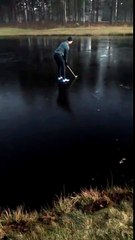 Gioca a golf sul lago ghiacciato: dopo il primo tiro accade il peggio!