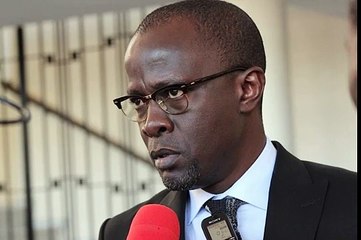 ce que yakham baye disait sur macky sall