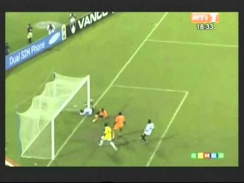 CAN 2012/Groupe B. Côte d'Ivoire- Angola. 1er But des Éléphants inscrit par Eboué E.