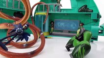 WILD KRATTS! Giant Snake Attacks Tortuga! DONITA DONATA Play-Doh Surprise Egg!! Wild Kratts Fun! PBS