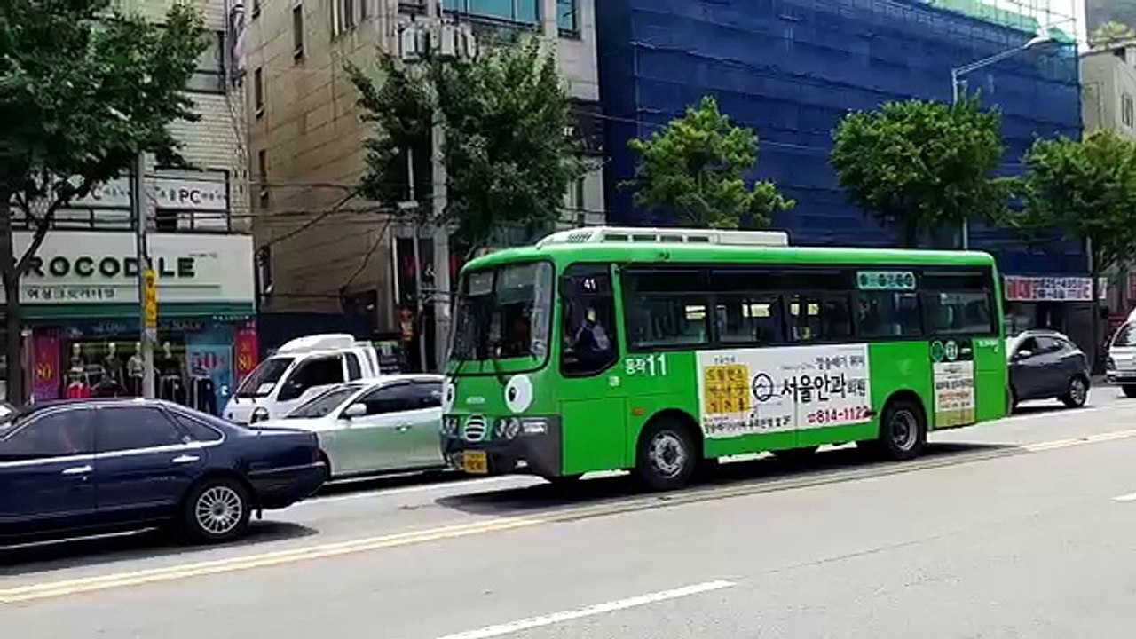 Real Tayo the Little Bus & Learn Color with Slime Monster