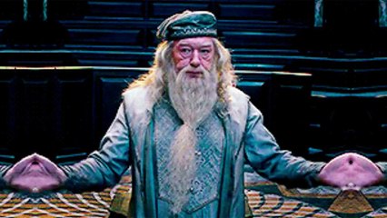 Réponses cinglantes et messages plein d'humour : quand J.K. Rowling répond aux "trolls" sur Twitter