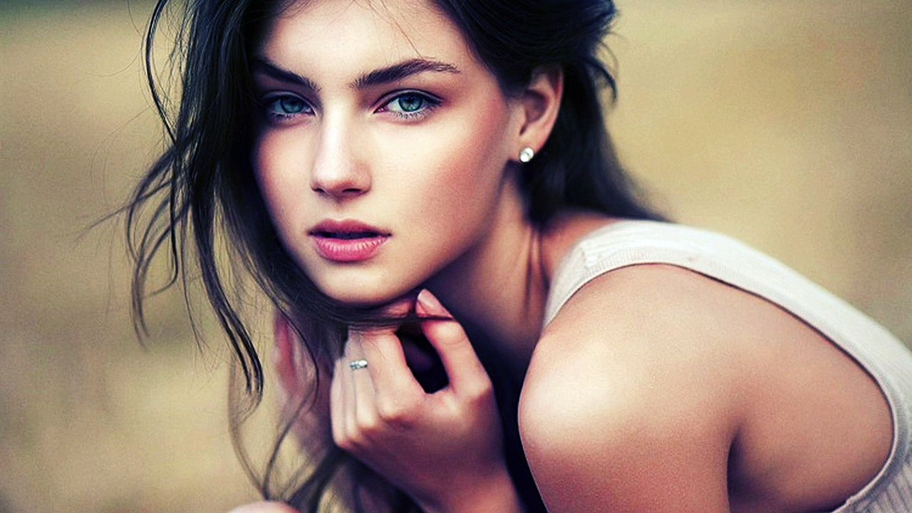 Blue eyes