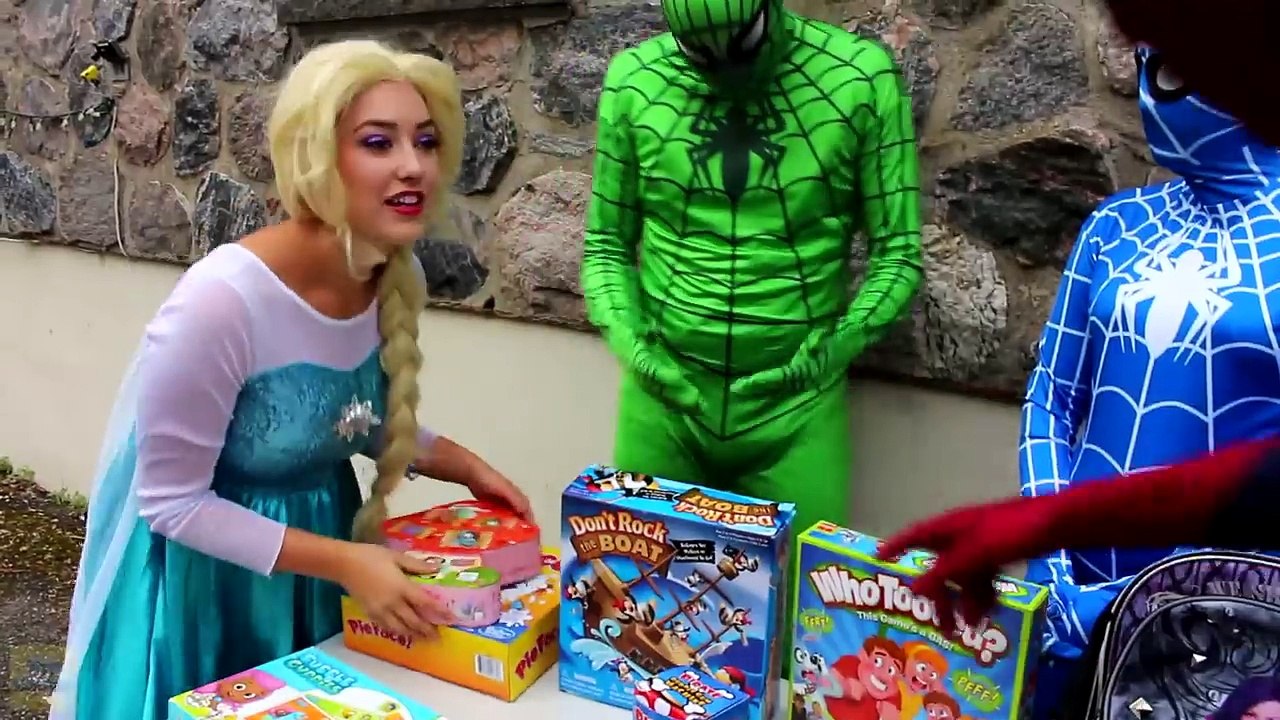 Spiderman & Frozen Elsa vs Maleficent! w/ Spidergirl, Anna, Ariel Mermaid, Rapunzel, Surpr