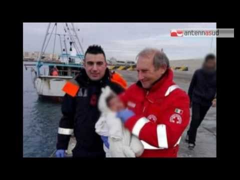 TGSRVfeb09 sbarco migranti nel salento