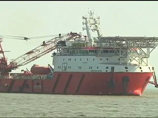 বৌদ্ধদের বিক্ষোভের মুখে রোহিঙ্গাদের জন্য পাঠানো ত্রাণবাহী জাহাজ