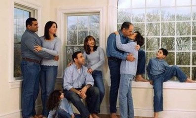 Top 10 Worst Family Portraits