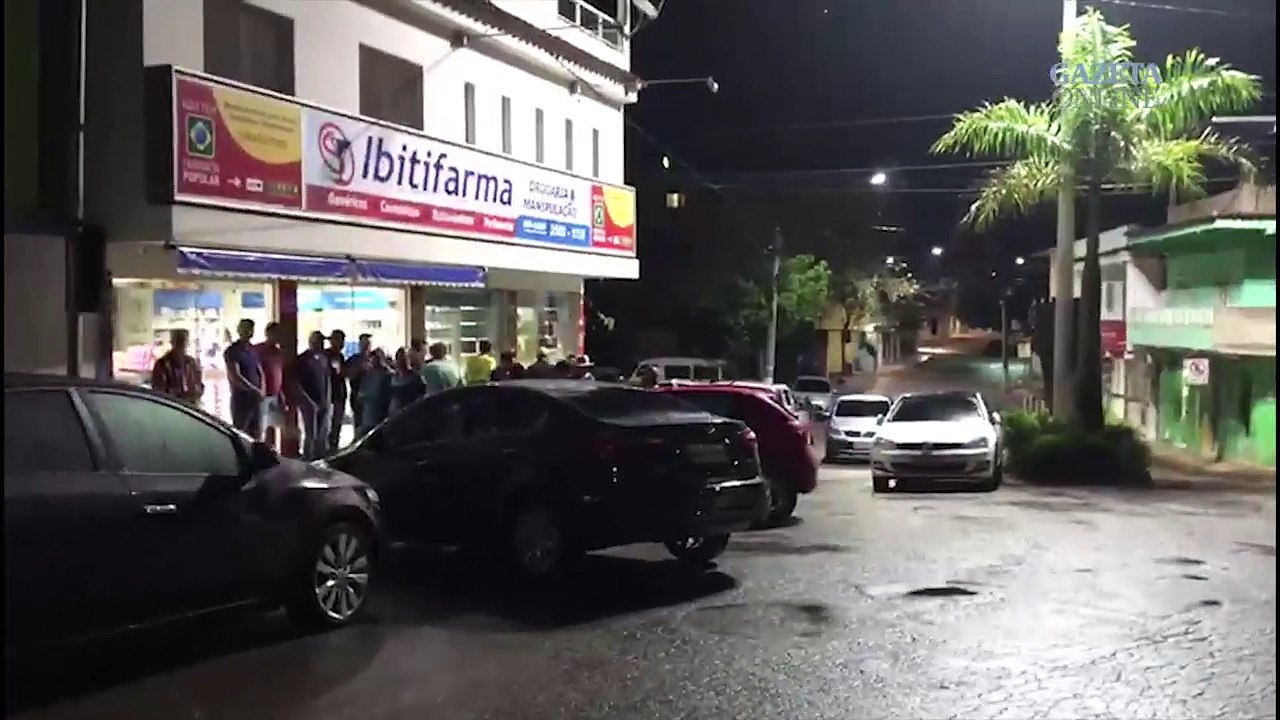 Grupo de comerciantes e moradores de Ibitirama se reúne para fazer segurança nas ruas