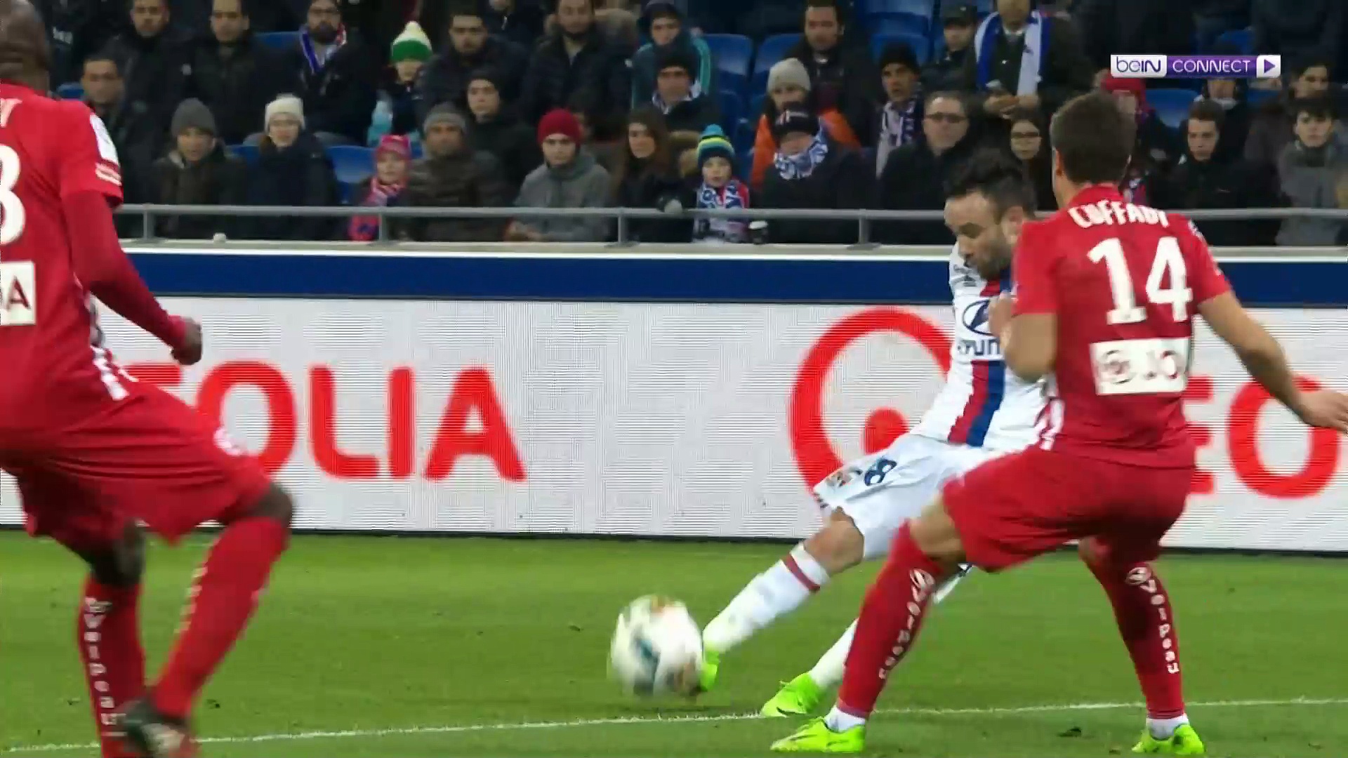 AR SP VALBUENA GOAL 100217_